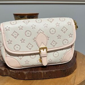 Elegant Cream and Pink Designer Shoulder Bag